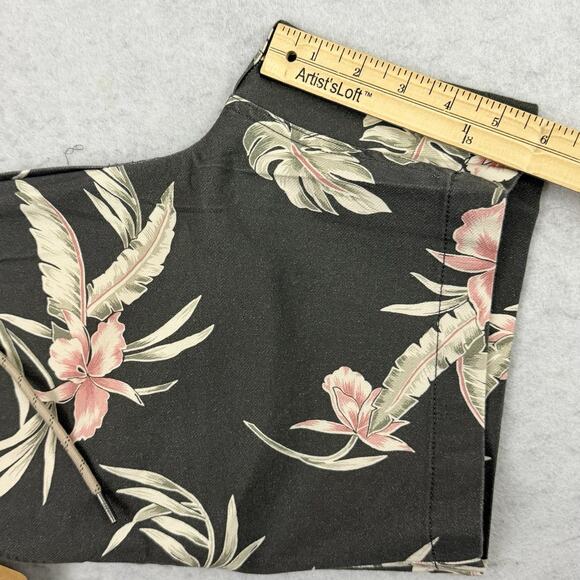 Faherty Shorts Mens Small Island Orchid Drawstring Pull On 6.5" Inseam NEW - Picture 7 of 15